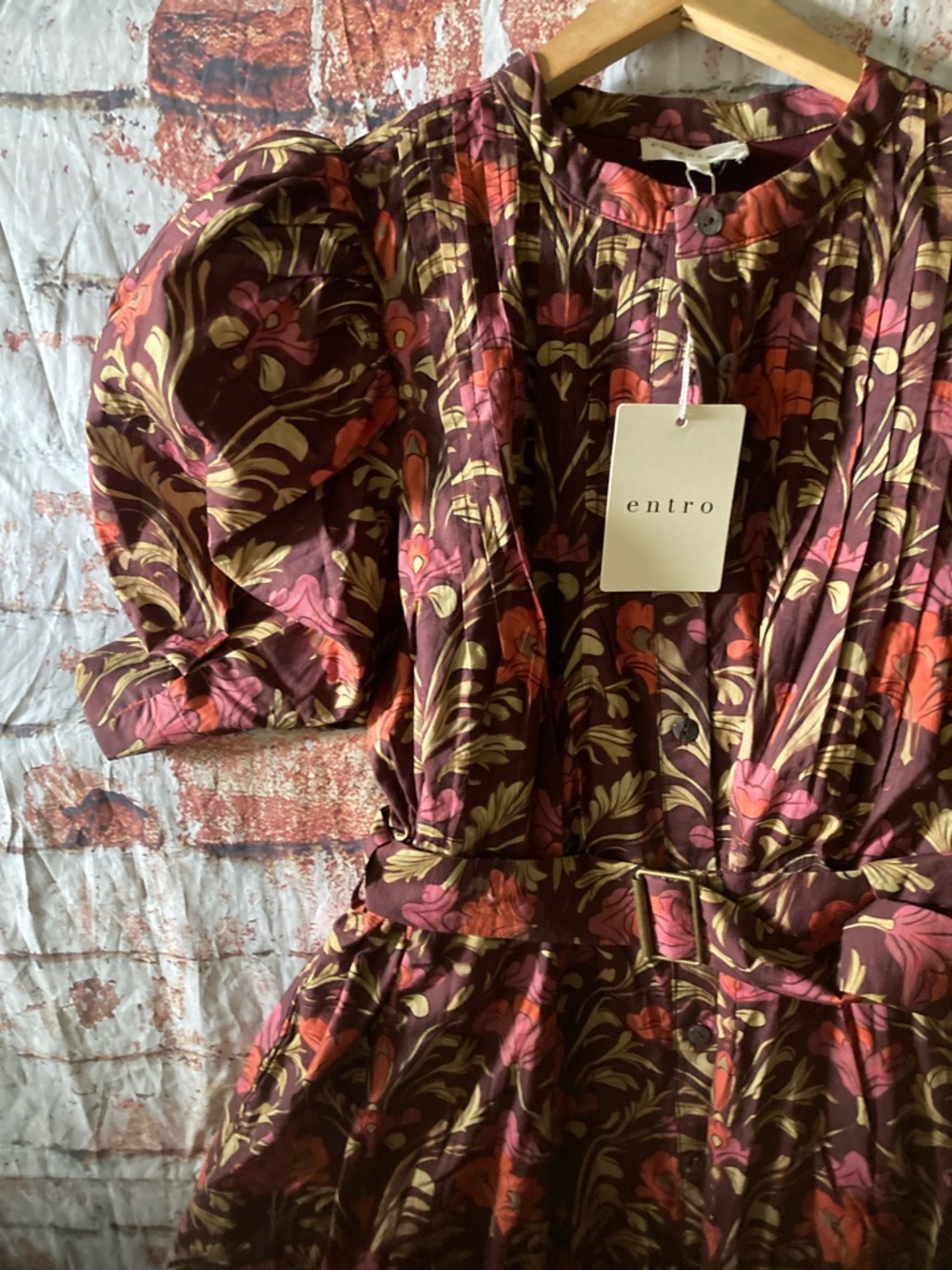entro Floral Puff-Sleeve Mini Dress in Burgundy and Pink - Picture 3 of 13